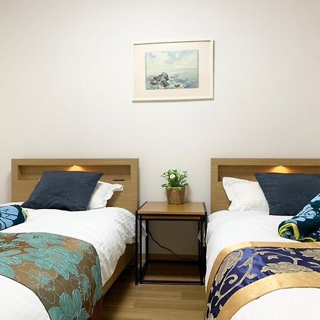 Spring Apartment Shinjuku Токио Екстериор снимка